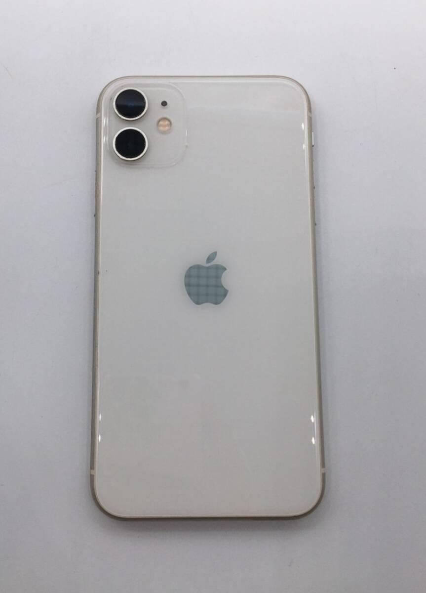 【21443】Apple iPhone11 MWM22J/A スマートフォン 携帯電話 128GB SIMロック 本体 docomo