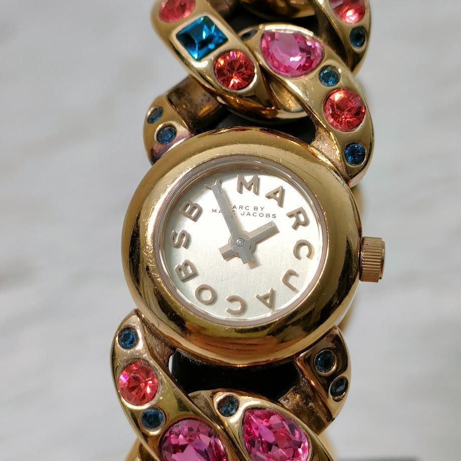 MARC BY MARC JACOBS ビジュー ブレスウォッチ ゴールドカラー MARC BY MARC JACOBS ビジュー ブレスウォッチ ゴールドカラー