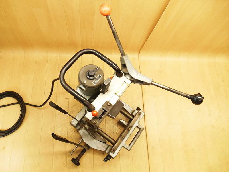 日立工機 日立 HITACHI 電気角のみ 30mm K-30A 角のみ 角ノミ 角 日立工機 日立 HITACHI 電気角のみ 30mm K-30A 角のみ 角ノミ 角