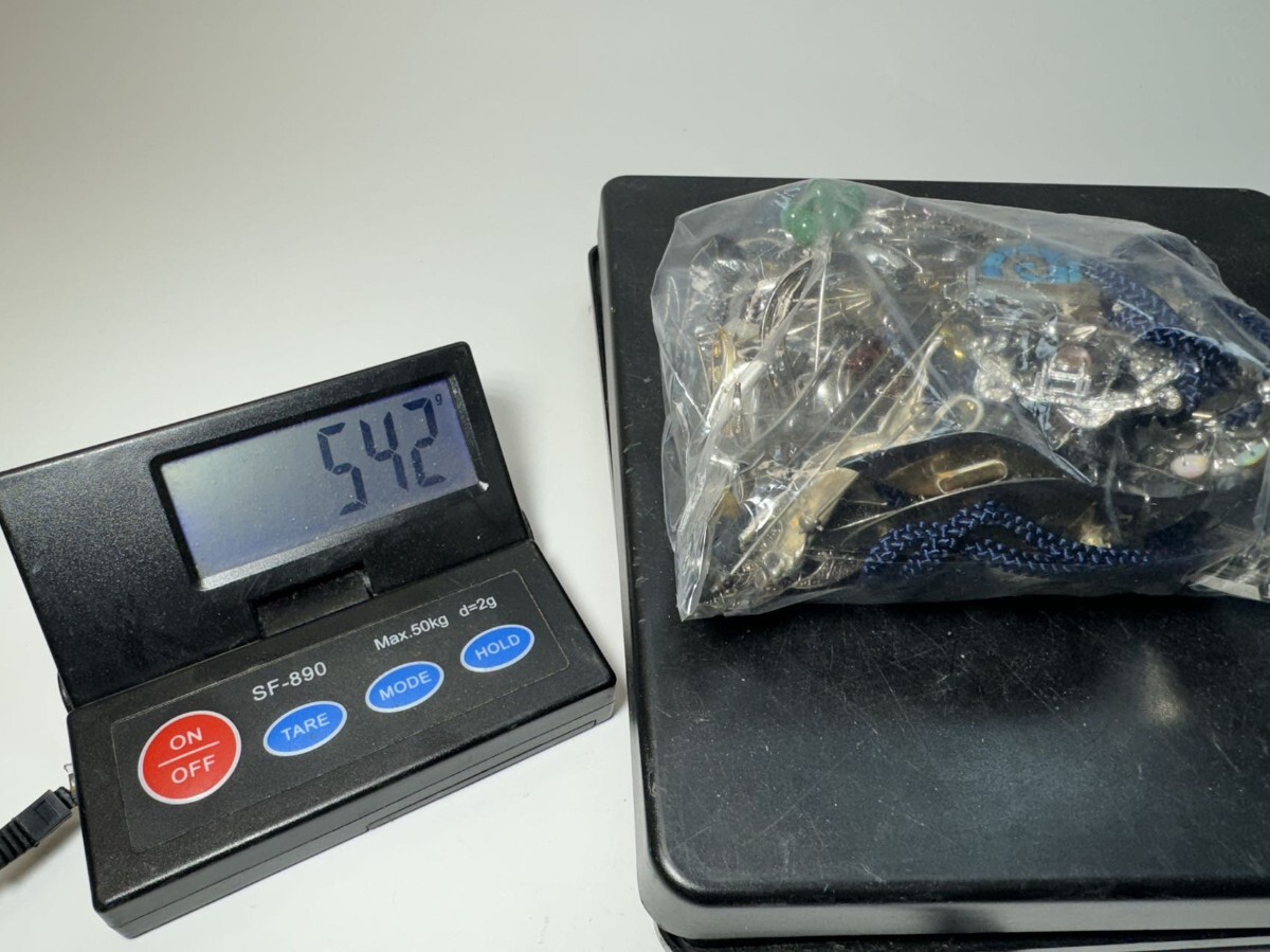 AS420 シルバーアクセサリー ブローチまとめ売り ループタイ
