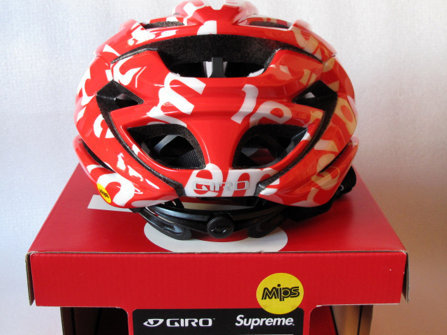 未使用品 Supreme Giro Syntax MIPS Helmet ヘルメット Mサイズ 未使用品 Supreme Giro Syntax MIPS Helmet ヘルメット Mサイズ