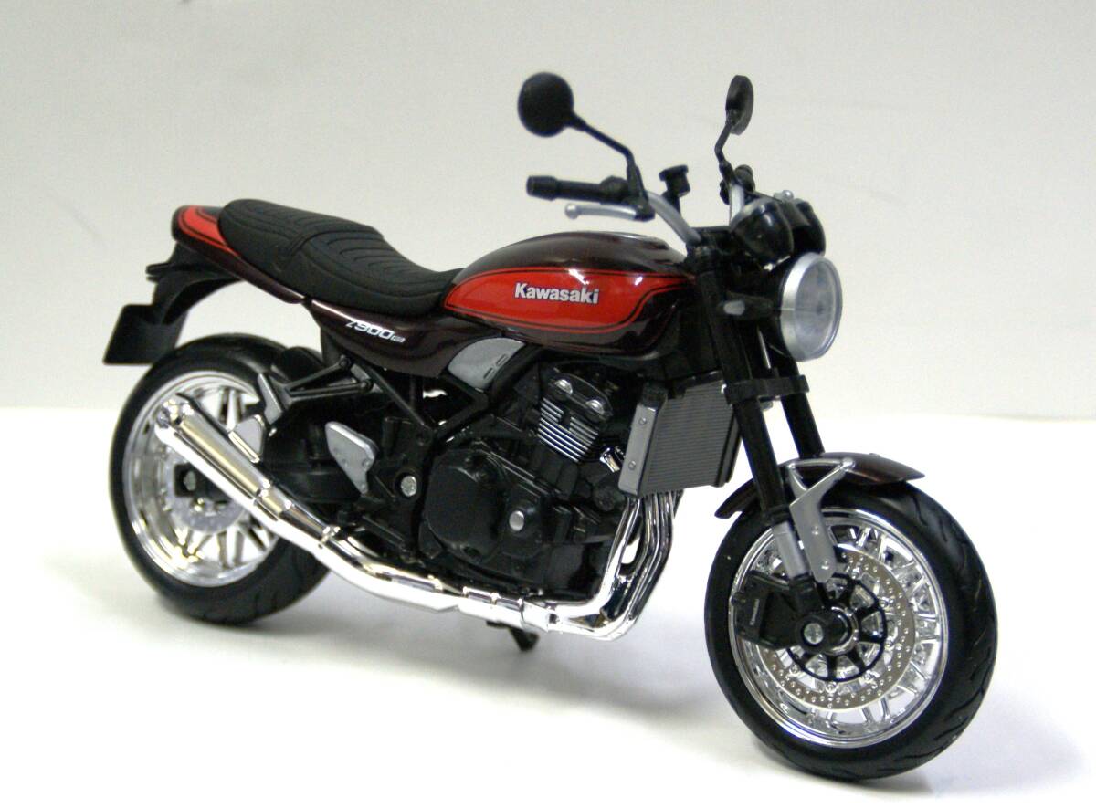 【マイスト】1/12 カワサキ Z900RS （火の玉カラー）2018年の完成バイクモデル