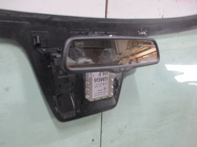 マツダ アテンザセダン XD LDA-GJ2AP 純正 フロントガラス グリーン G46F-63-900 ＊個(gè)人宅配送不可＊