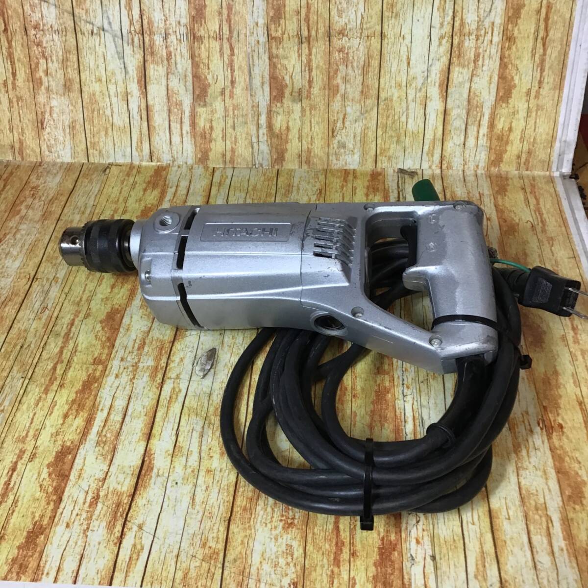 【中古品】日立 電気ドリル DW30Y
