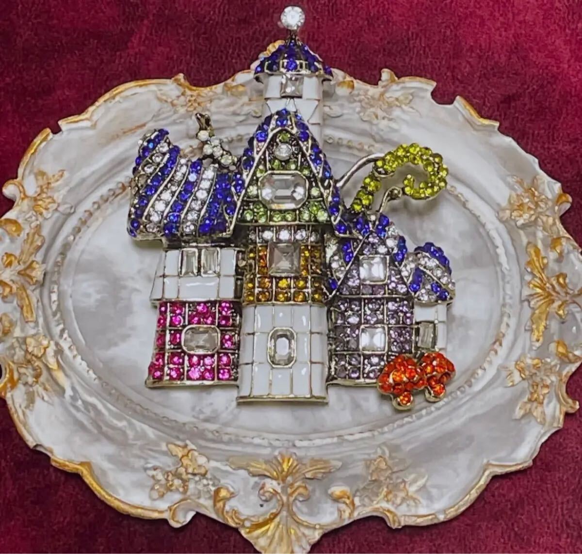 ブローチ　brooch ヴィンテージ　vintage ゴージャス　城 アンティーク