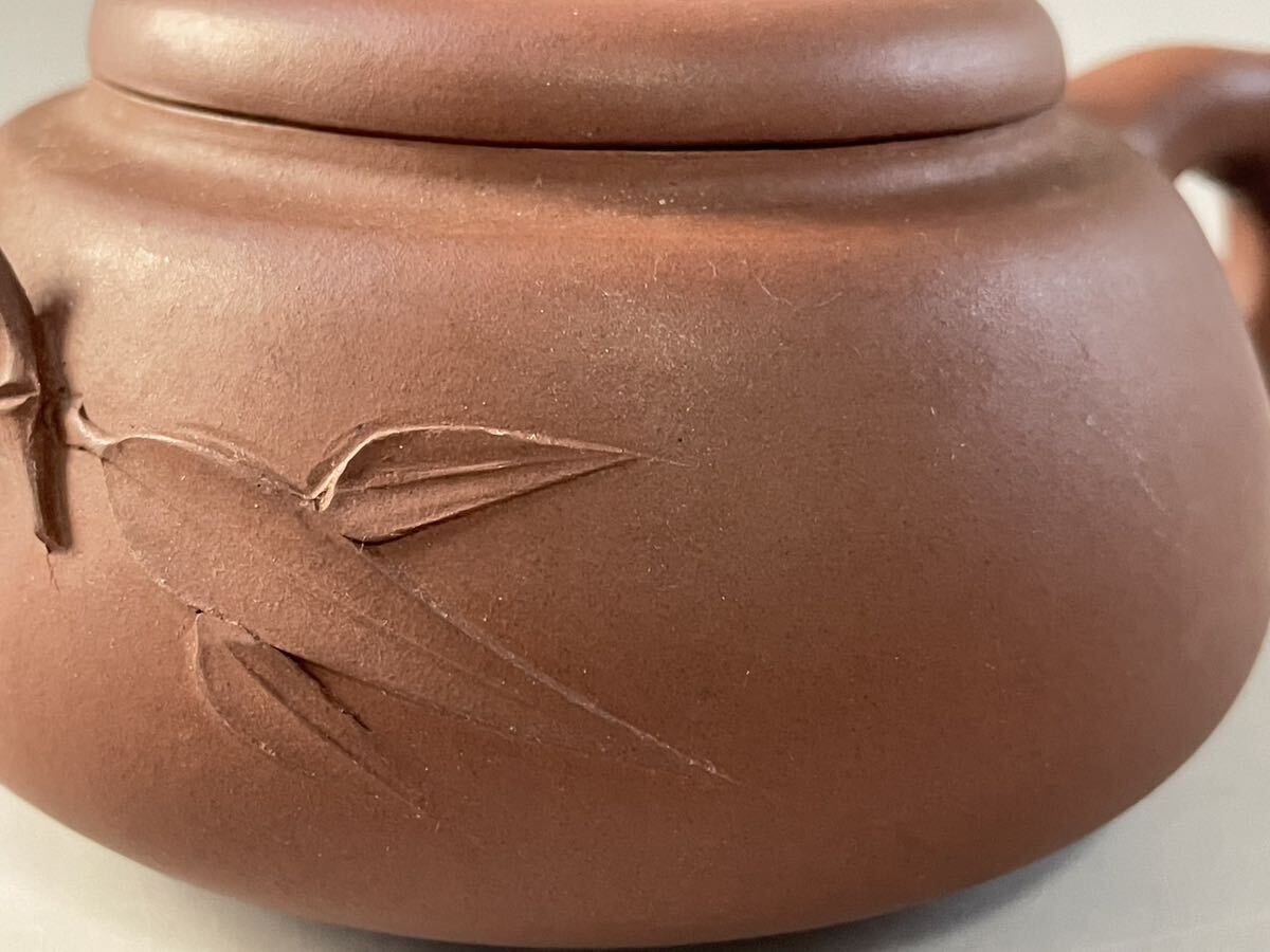 本物品質の 唐物 煎茶道具 朱泥 紫泥 茶壷 茶器 紫砂 急須 在銘 在印 竹図 工芸品