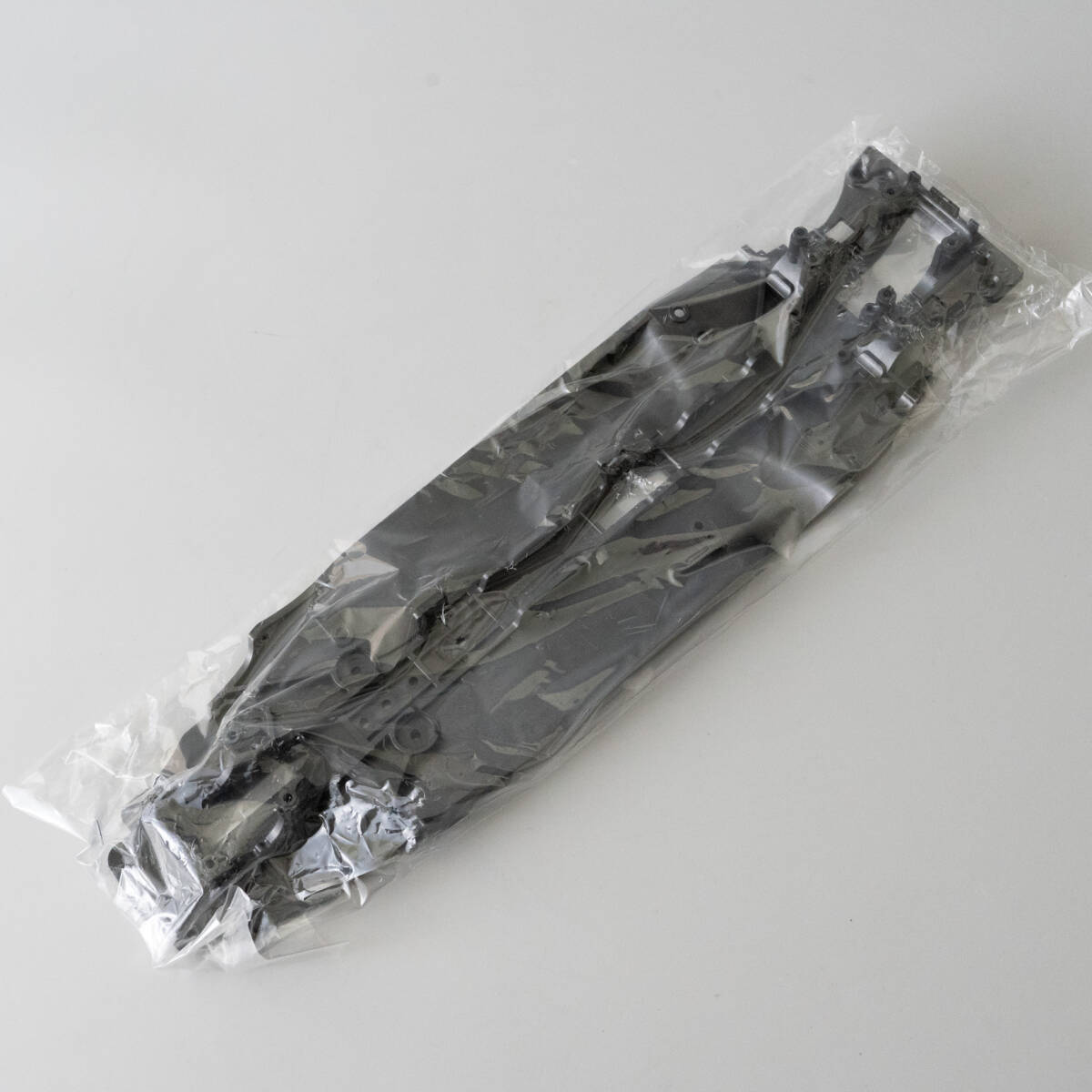 未使用品 タミヤ TA08 PRO ロワデッキ シャーシ 58693 / A920036-00 TAMIYA