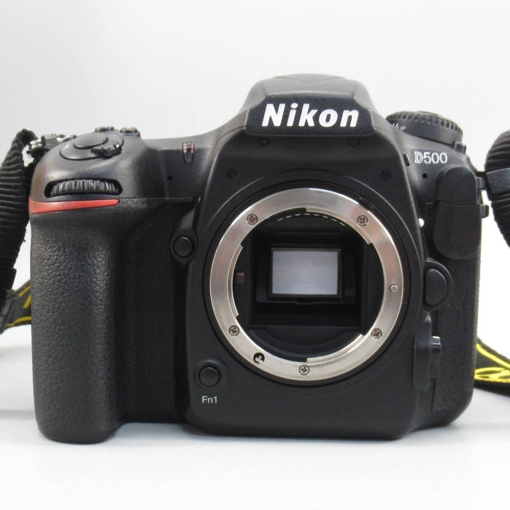 【元箱付き】Nikon D500 ボディ　動作確認済み　デジタル一眼レフ Amazon | Nikon デジタル一眼レフカメラ D500 ボディ | デジタル