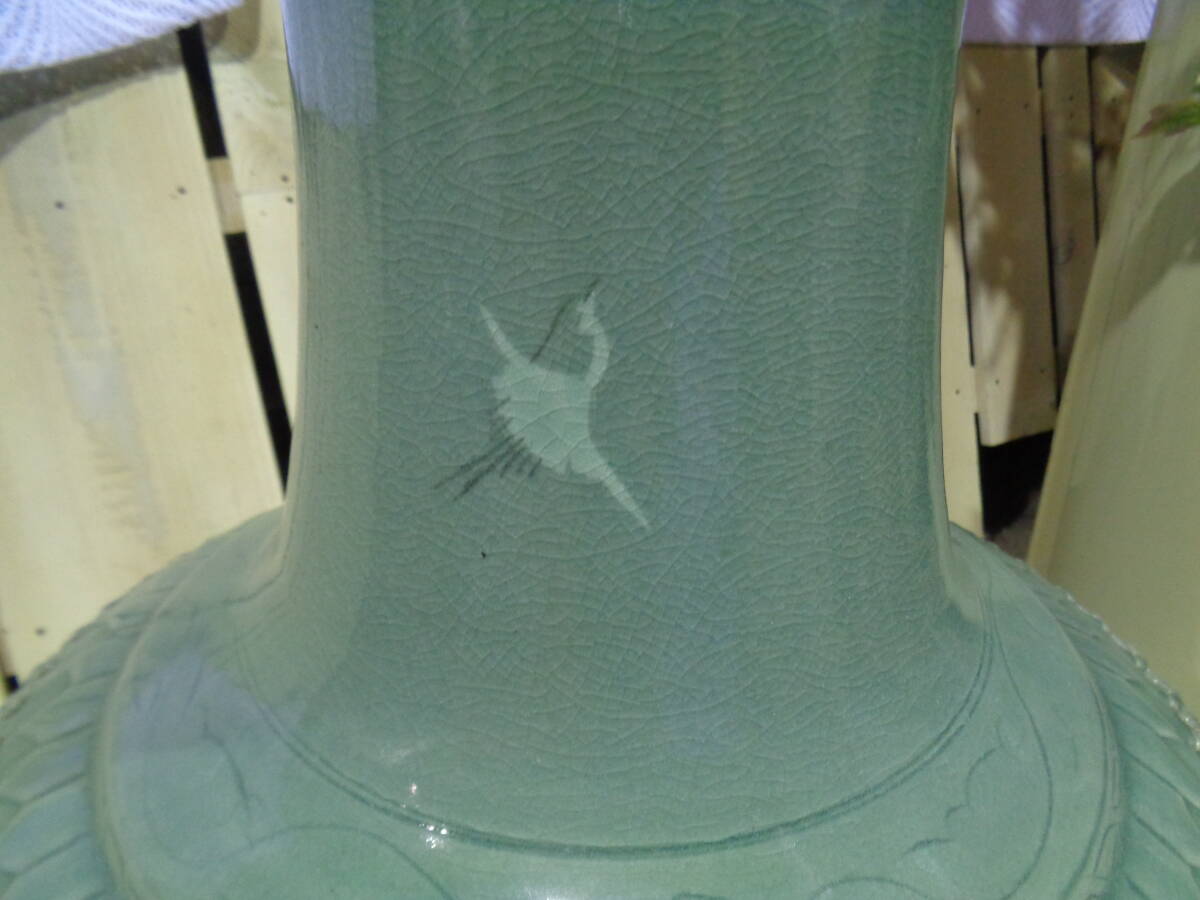 中国工芸 青磁/高麗 芸泉 飾り壺 透かし彫/鶴 古美術 64cm 中国工芸 青磁/高麗 芸泉 飾り壺 透かし彫/鶴 古美術 64cm