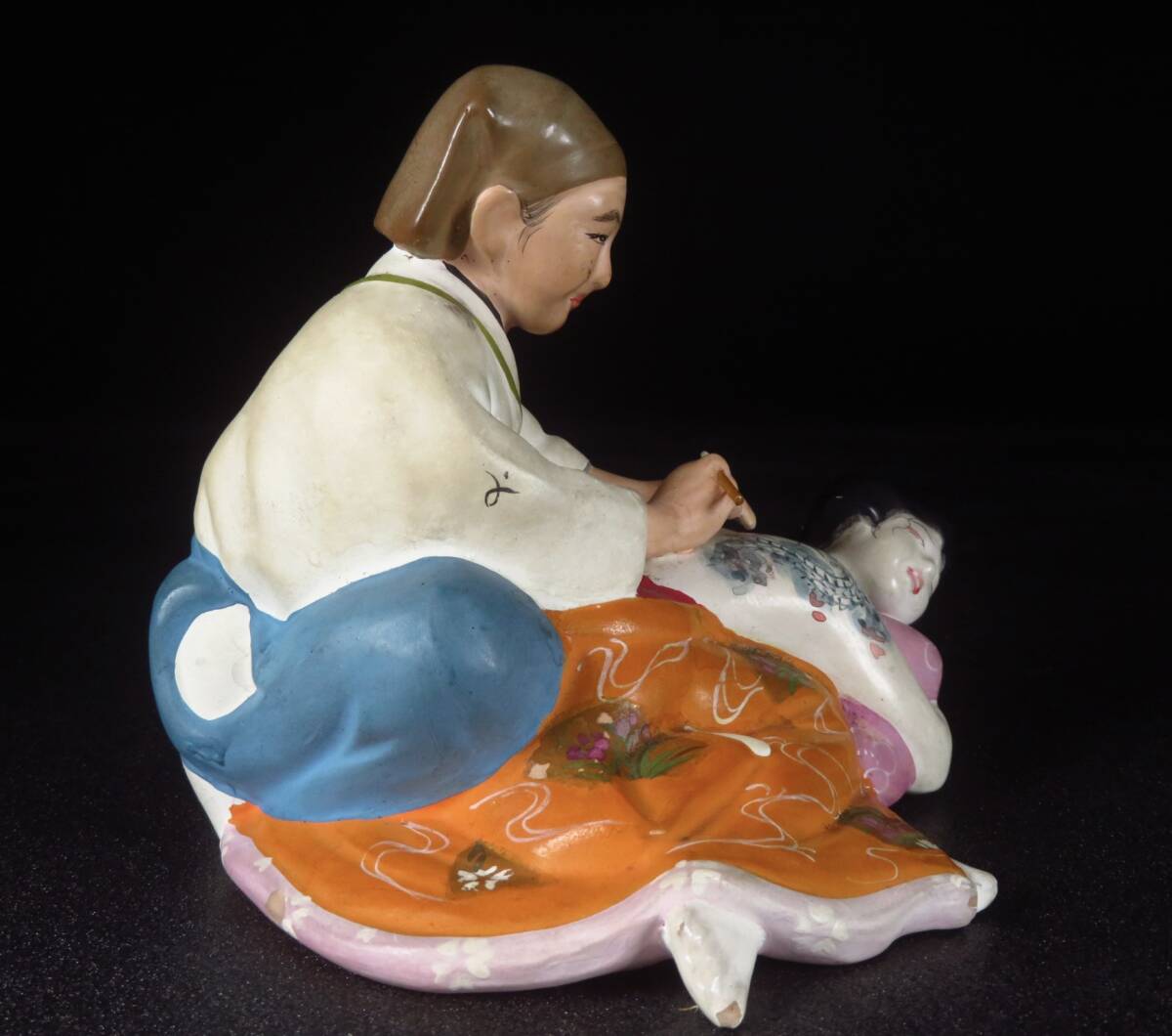 極上品 細密色絵 特大 博多人形 刺青 彫師遊女 花魁 裏絵春画