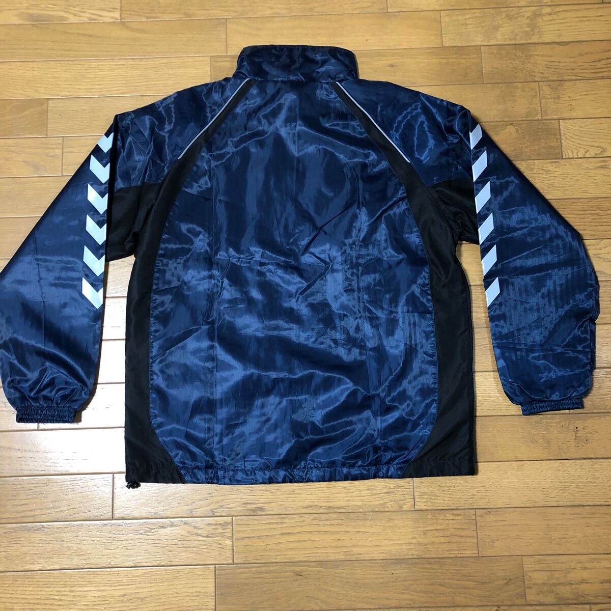 未使用 hummel ヒュンメル ウィンドブレーカー上下セット サイズ 未使用 hummel ヒュンメル ウィンドブレーカー上下セット サイズ