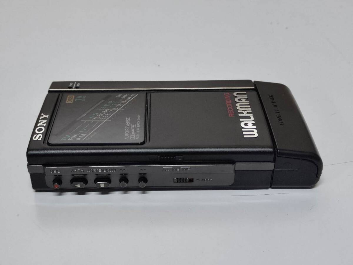 SONY WALKMAN FM/AM 録再機 カセットウォークマン WM-F404 BLACK SONY WALKMAN FM/AM 録再機 カセットウォークマン WM-F404 BLACK