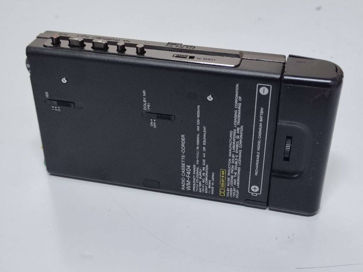 SONY WALKMAN FM/AM 録再機 カセットウォークマン WM-F404 BLACK SONY WALKMAN FM/AM 録再機 カセットウォークマン WM-F404 BLACK