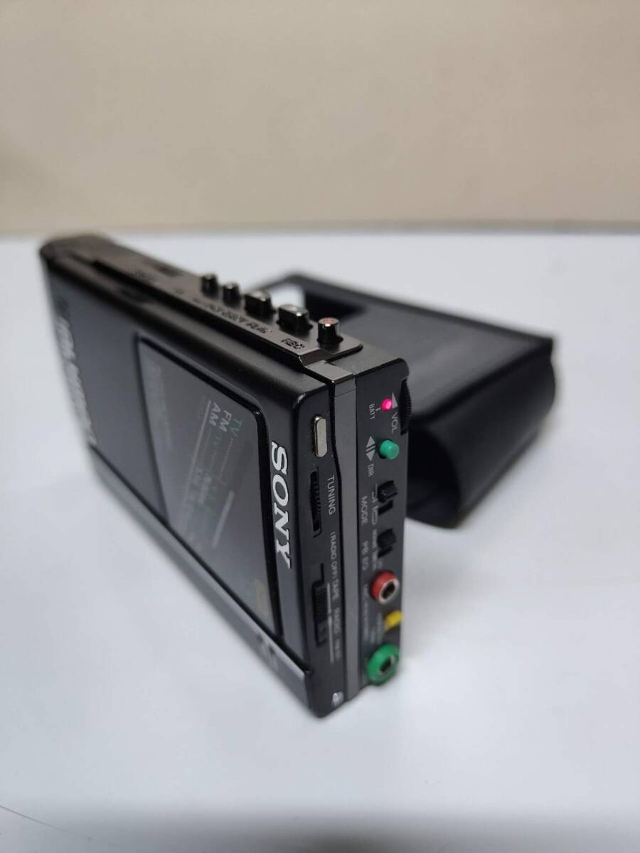 SONY WALKMAN FM/AM 録再機 カセットウォークマン WM-F404 BLACK SONY WALKMAN FM/AM 録再機 カセットウォークマン WM-F404 BLACK