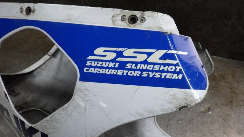 RGA-392A GSX-R400 оригинальный нижний обтекатель Sagawa 170 размер оплата доставки при получении GK76A-104 поиск Suzuki GSXR400