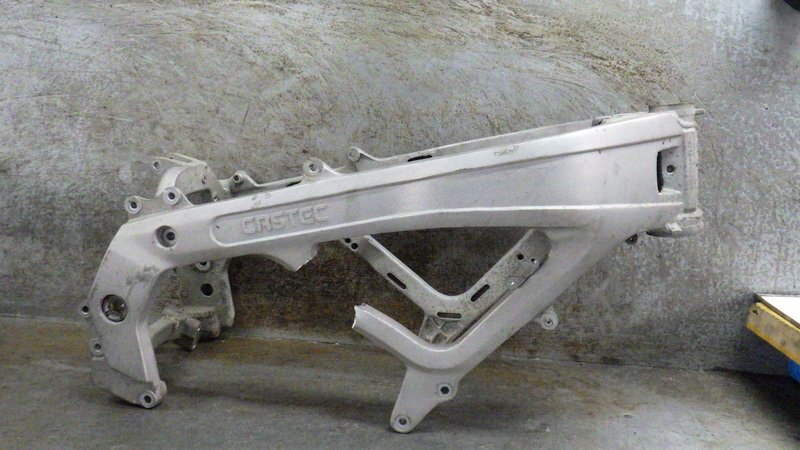 RGA-332A VT250 Spada оригинальный рама Junk документы есть Sagawa 180 размер оплата доставки при получении MC20-100 поиск Honda SPADA VTR VTZ