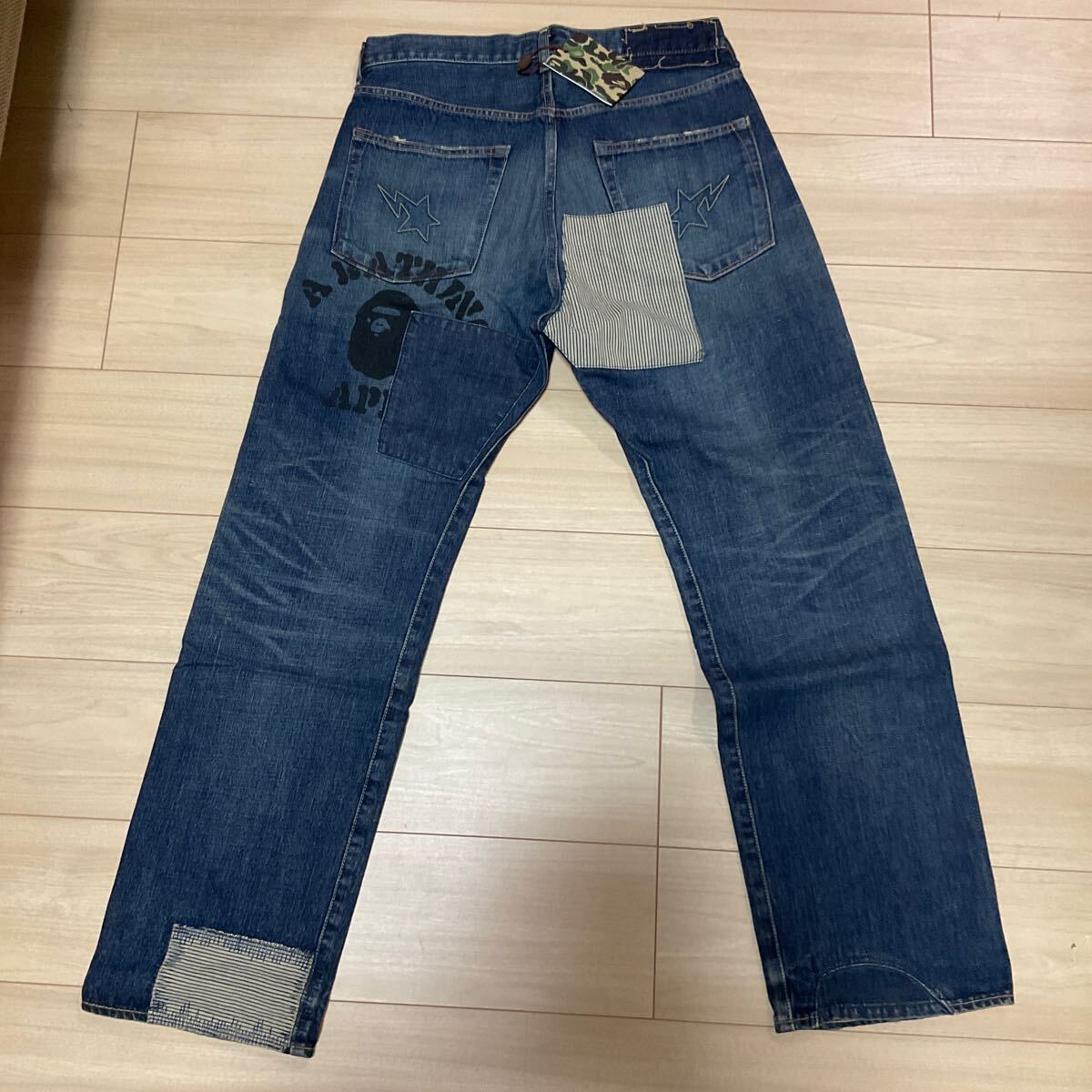 新品 未着用 アベイシングエイプ A BATHING APE パッチワーク 新品 未着用 アベイシングエイプ A BATHING APE パッチワーク
