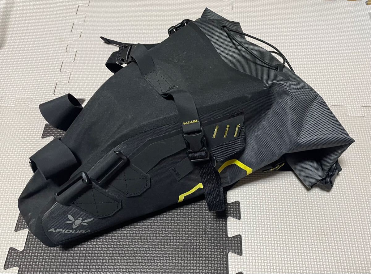 apidura サドルバッグ EXPEDITION SADDLE PACK 17L レギュラー