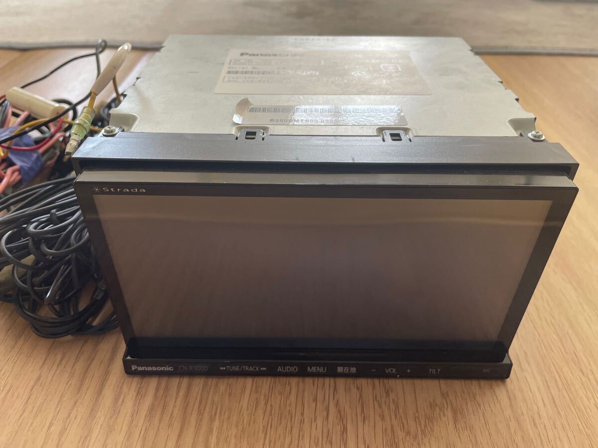 Panasonic ストラーダ CN-R300D カーナビ CD DVD 地デジ Panasonic ストラーダ CN-R300D カーナビ CD DVD 地デジ