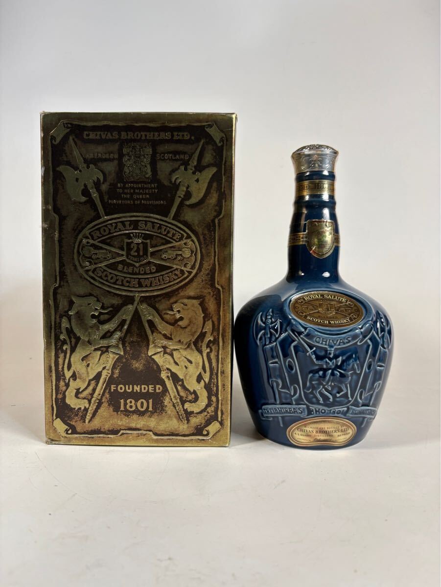 古酒 ロイヤルサルート ROYAL SALUTE 21年 稀少 内容量4/5QUART 古酒 ロイヤルサルート ROYAL SALUTE 21年 稀少 内容量4/5QUART