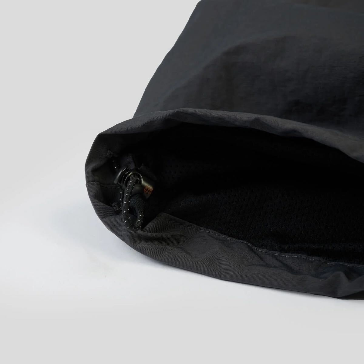サイズL 新品 SEE SEE WIDE TAPERED EASY PANTS チャコール サイズL 新品 SEE SEE WIDE TAPERED EASY PANTS チャコール