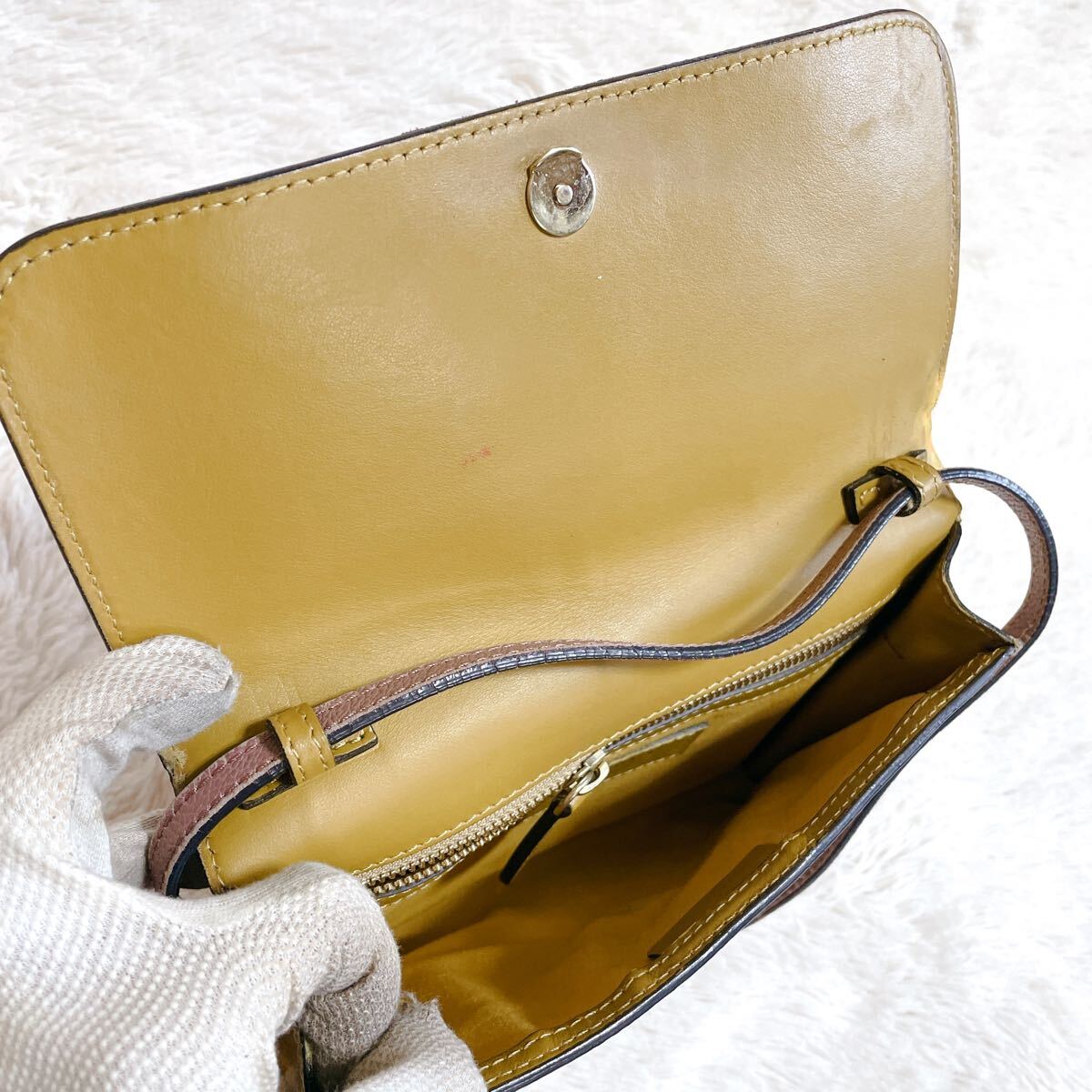 柔らかい シャドーホース ロゴ BURBERRY PVC ショルダー クロスボディ バッグ