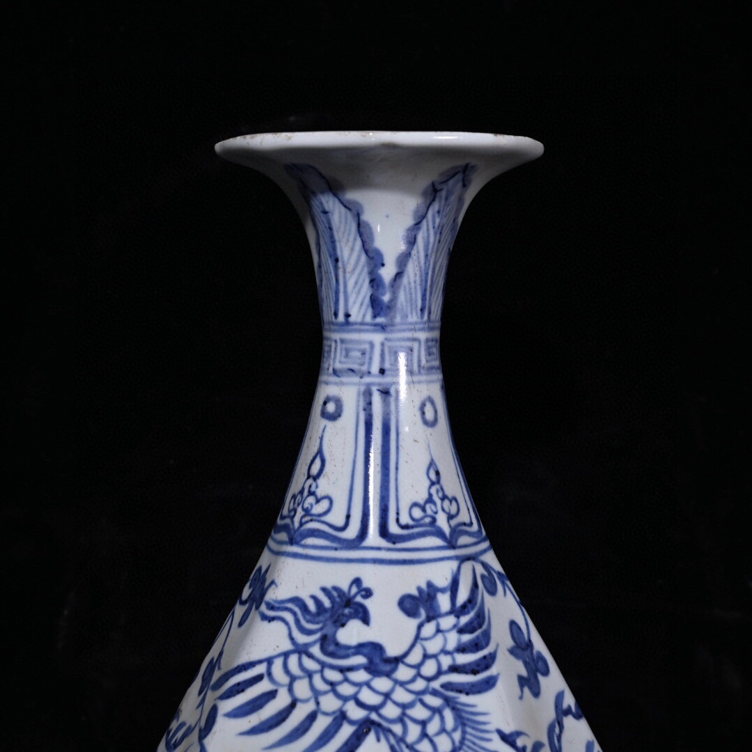 中国美術 時代 花瓶 青磁 竜紋の彫刻付き 元・古陶磁器・青花龍紋・如意紋・執壺・酒壺』極細工・東洋彫刻