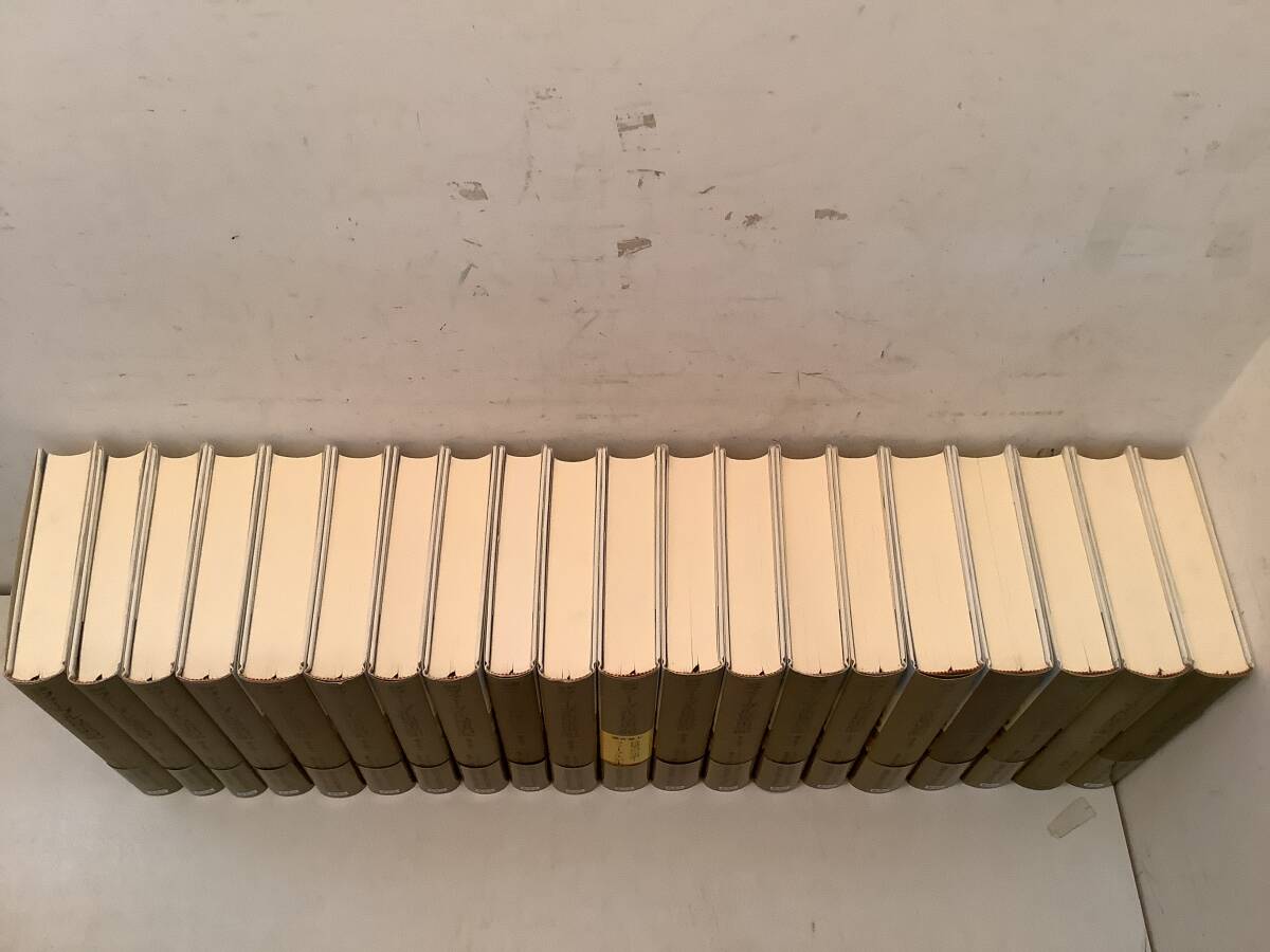b634 完訳 ファーブル昆虫記 全10巻全20冊 2005年~2017年 b634 完訳 ファーブル昆虫記 全10巻全20冊 2005年~2017年
