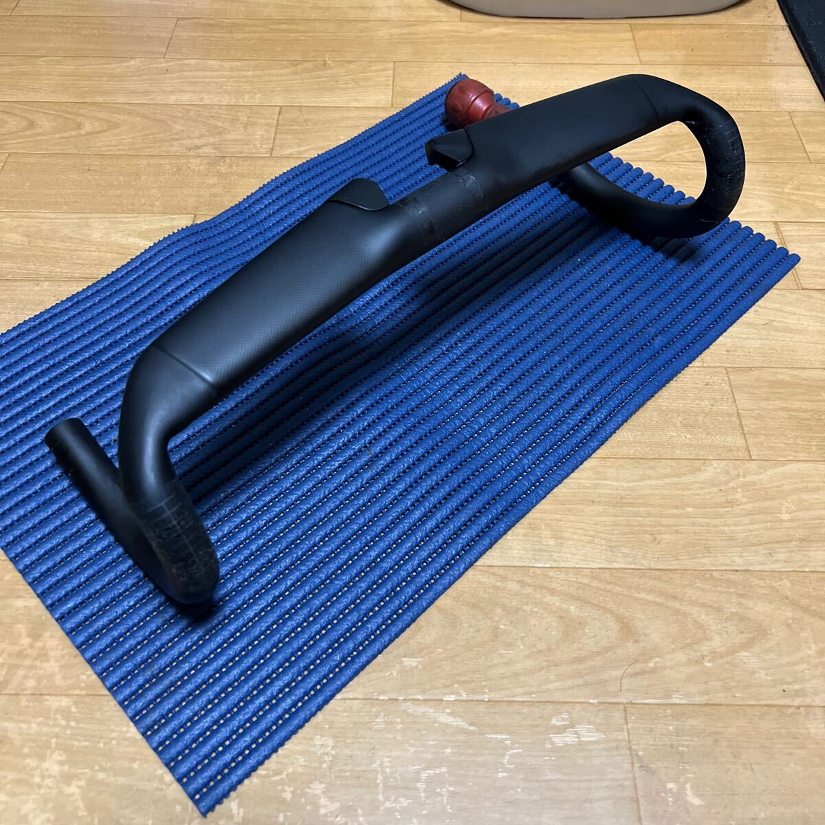 スペシャライズドROVAL RAPIDE ROAD BAR 420mm