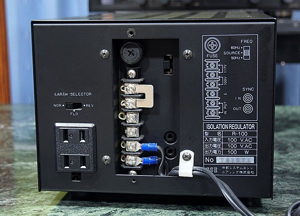 Yahoo!オークション - CSE R-100 クリーン電源・アイソ Yahoo!オークション - CSE R-100 クリーン電源・アイソ