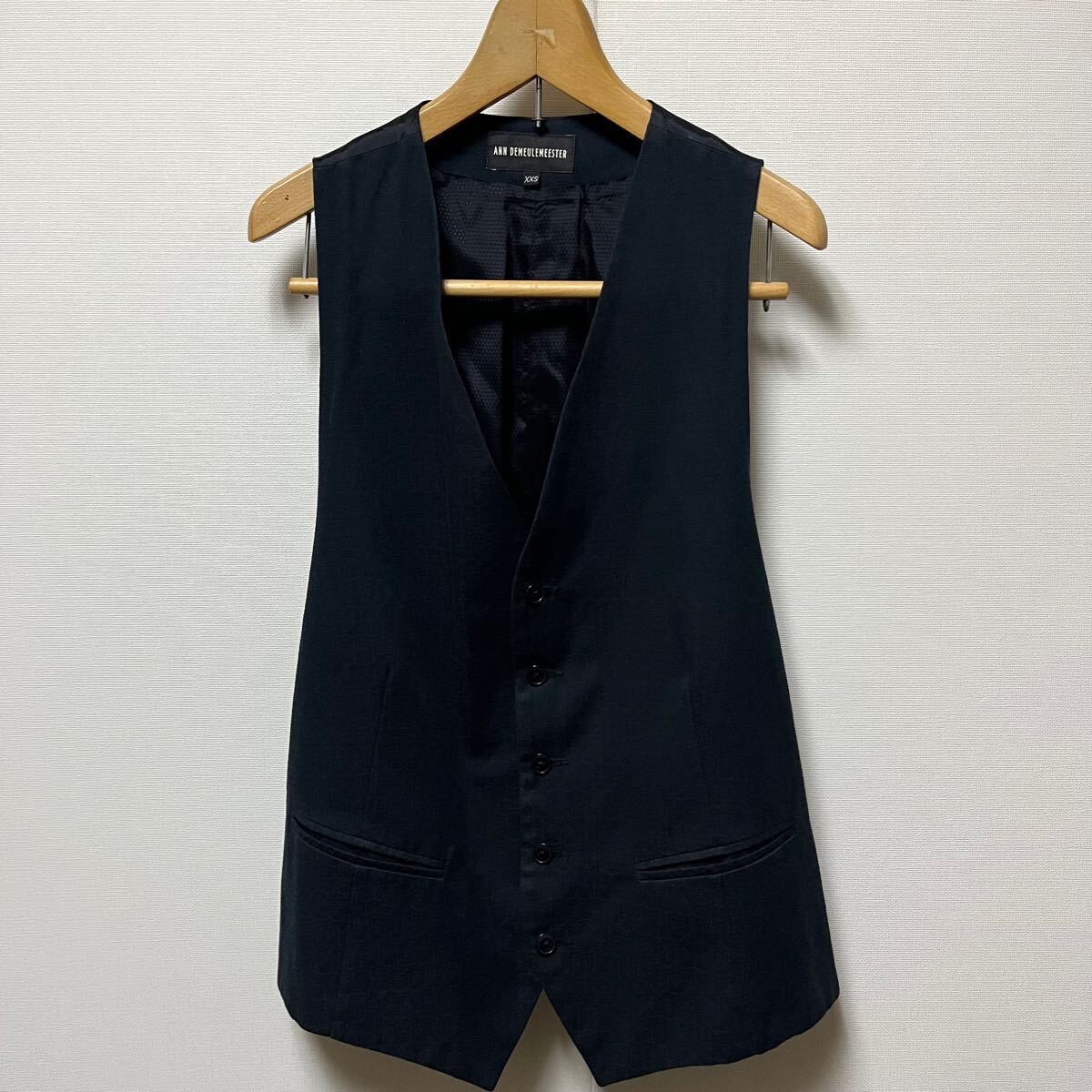 アンドゥムルメステール ANN DEMEULEMEESTER バック切替 ベスト アンドゥムルメステール ANN DEMEULEMEESTER バック切替 ベスト