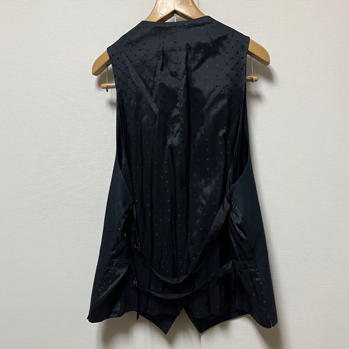 アンドゥムルメステール ANN DEMEULEMEESTER バック切替 ベスト アンドゥムルメステール ANN DEMEULEMEESTER バック切替 ベスト
