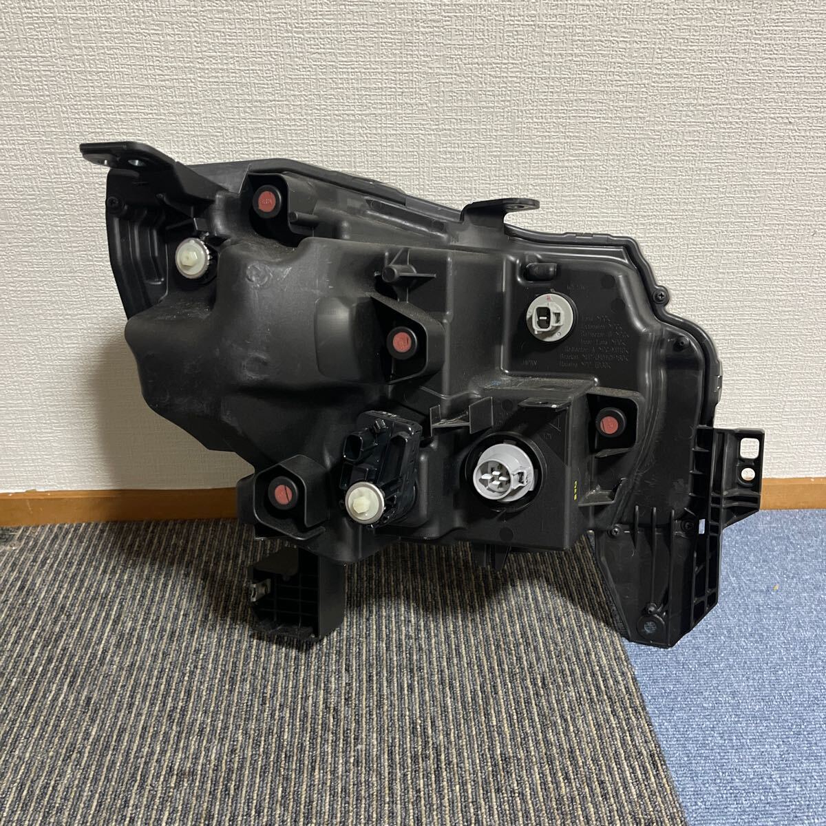即決 ワゴンR カスタムZ MH55S/MH95S LED 左ヘッドライト 純正 即決 ワゴンR カスタムZ MH55S/MH95S LED 左ヘッドライト 純正