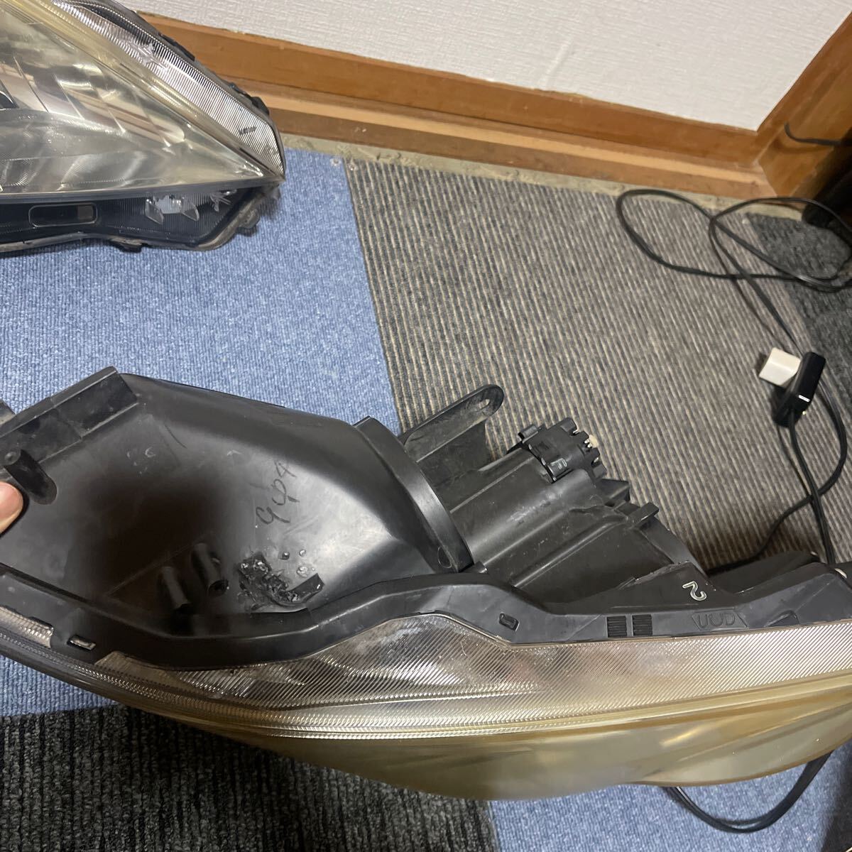 トヨタ プリウスα ZVW40/ZVW41 前期 左右ヘッドライト｜Yahoo