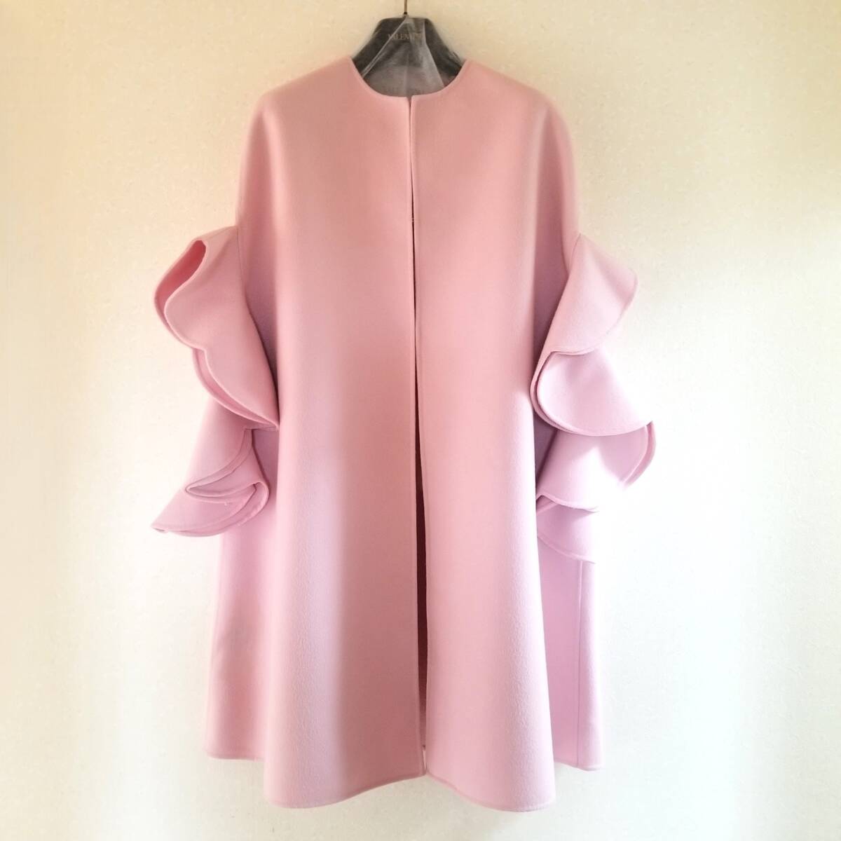 Yahoo!オークション - VALENTINO ケープ カシミヤ コート 36 Yahoo!オークション - VALENTINO ケープ カシミヤ コート 36