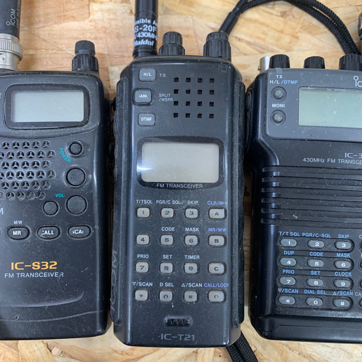 ⑥ ICOM トランシーバー 5点まとめ アイコム IC-38T IC-W2 IC ⑥ ICOM トランシーバー 5点まとめ アイコム IC-38T IC-W2 IC