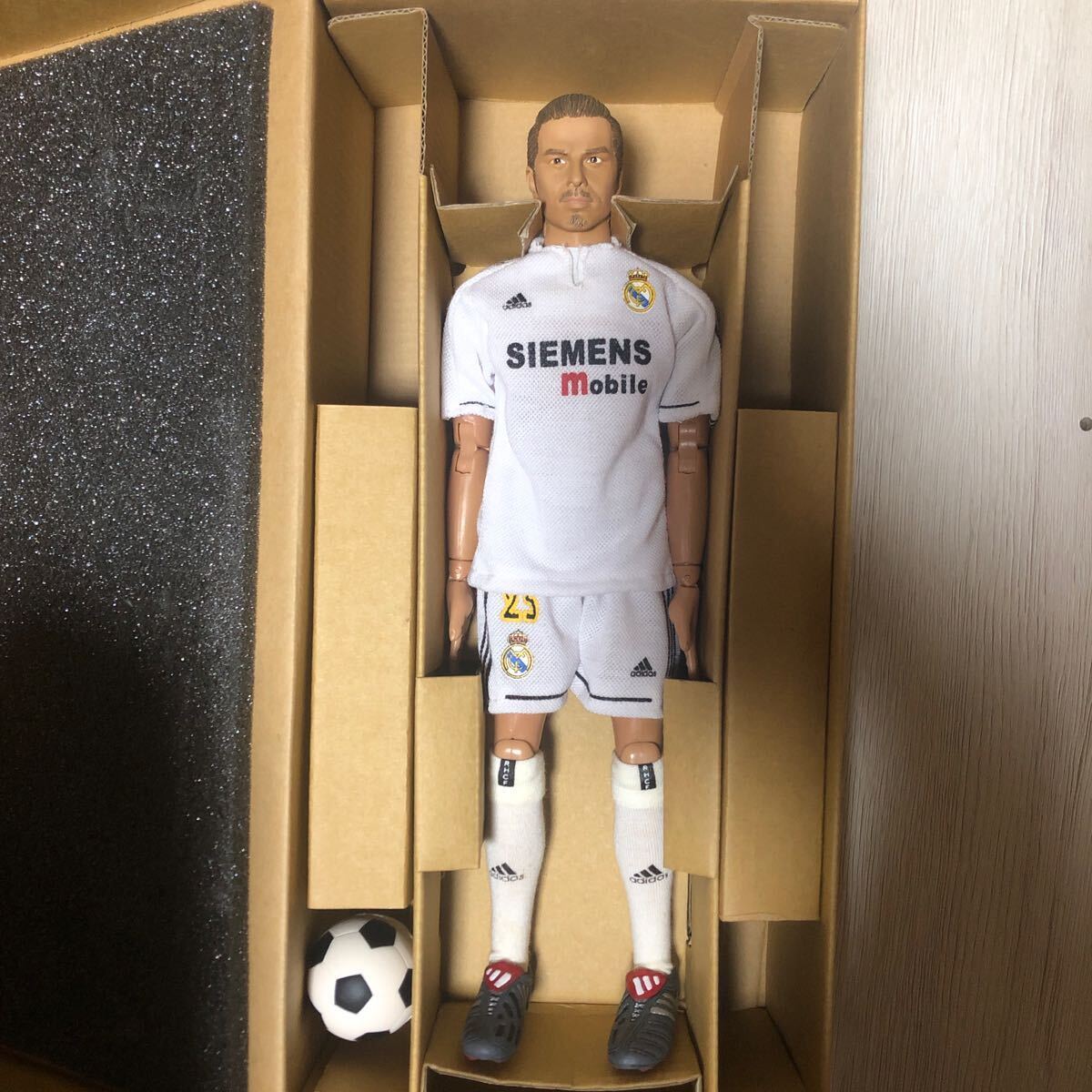 デイビッド ベッカム フィギュア 1/6 フルアクションドール デイビッド ベッカム フィギュア 1/6 フルアクションドール