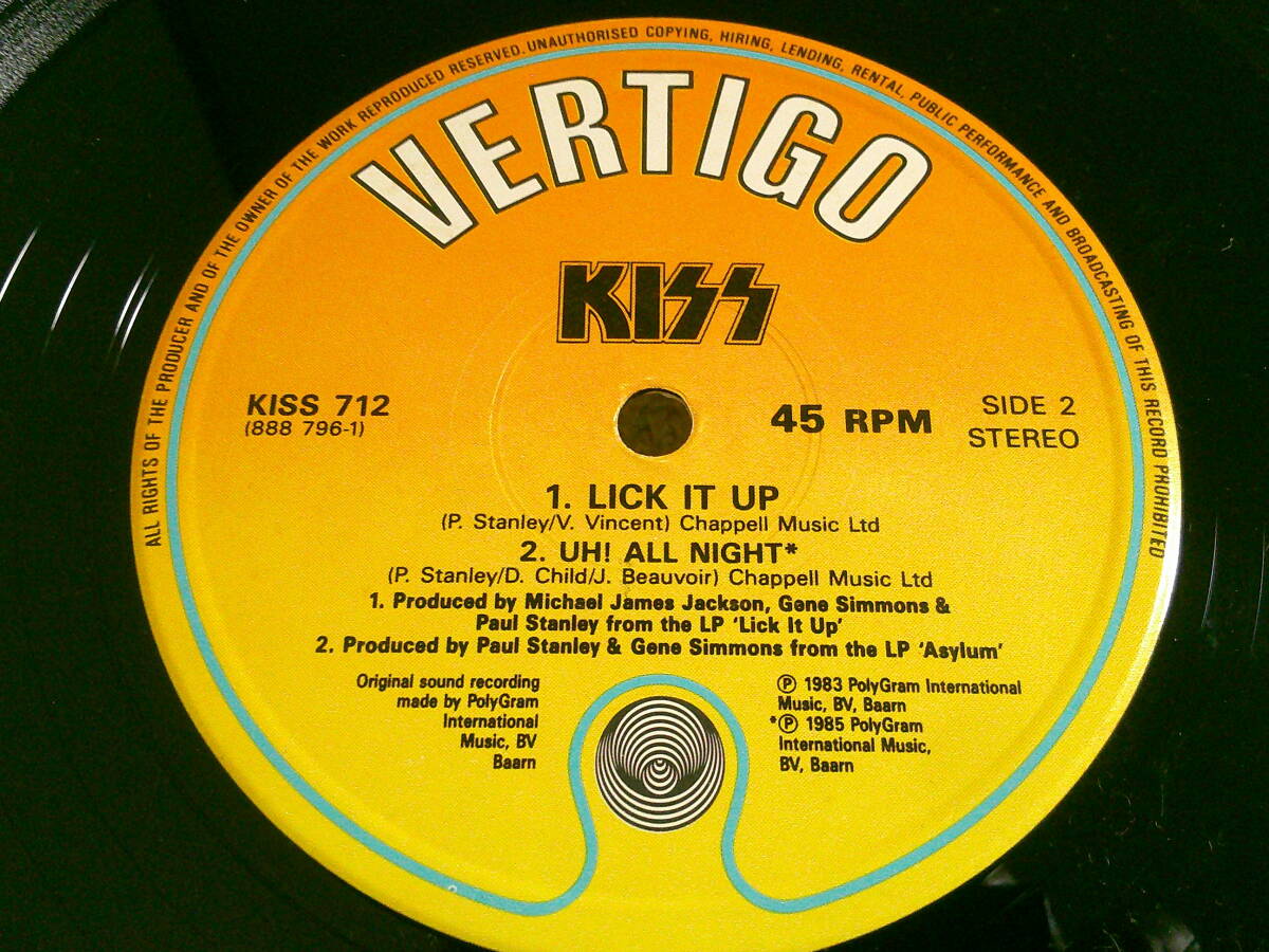 UK12\' Kiss/Crazy Crazy Nights/Lick It Up