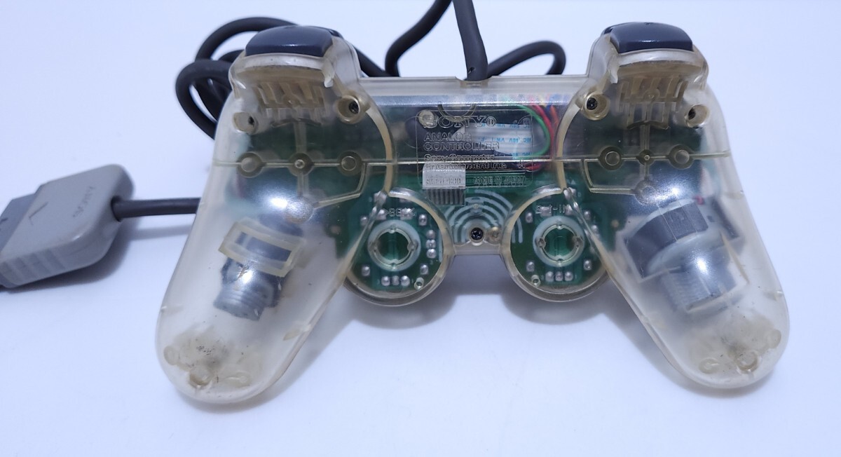  прекрасный товар / рабочий товар SONY Sony PlayStation PS1 управление двойной амортизаторы рабочее состояние подтверждено SCPH-1200 редкий товар (A-37)