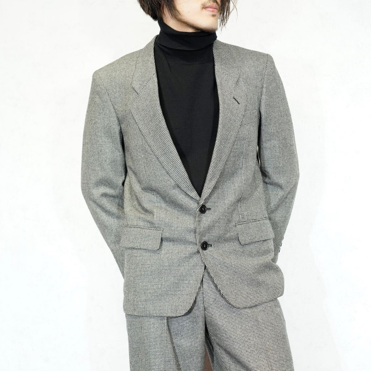 YVES SAINT LAURENT HOUNDTOOTH PATTERNED DESIGN SET UP SUIT YVES SAINT LAURENT HOUNDTOOTH PATTERNED DESIGN SET UP SUIT