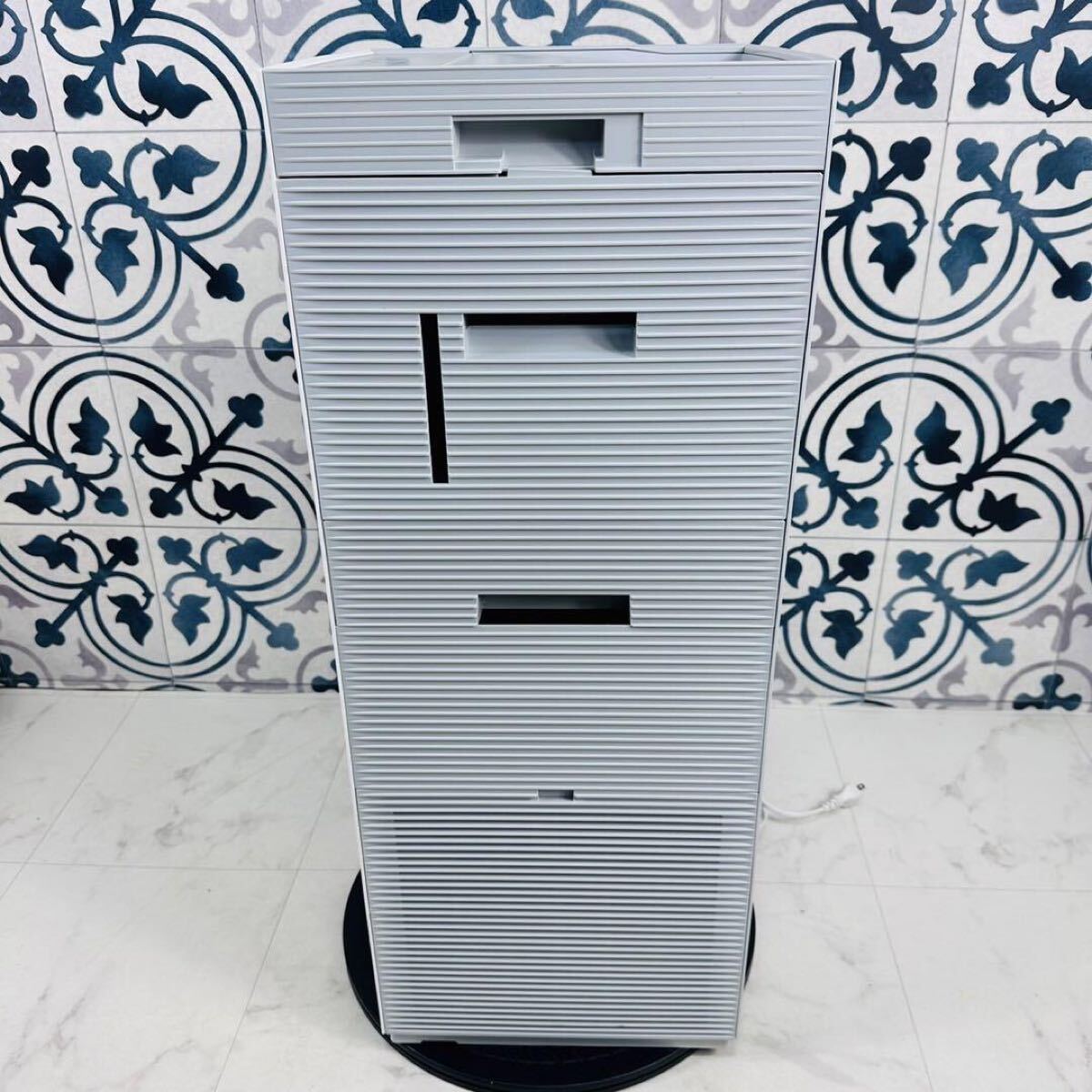 美品 DAIKIN ダイキン 空気清浄機 加湿機能付き MCK70YKS-W 2022 美品 DAIKIN ダイキン 空気清浄機 加湿機能付き MCK70YKS-W 2022