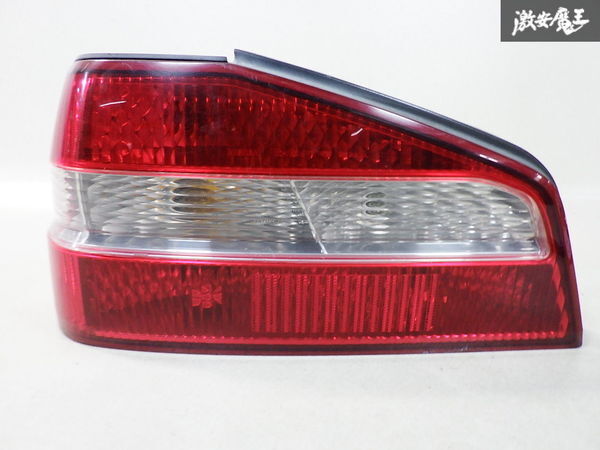 日産 純正 C35 ローレル 後期 テールライト テールランプ テール 左 左側 助手席 ICHIKOH 4889 即納