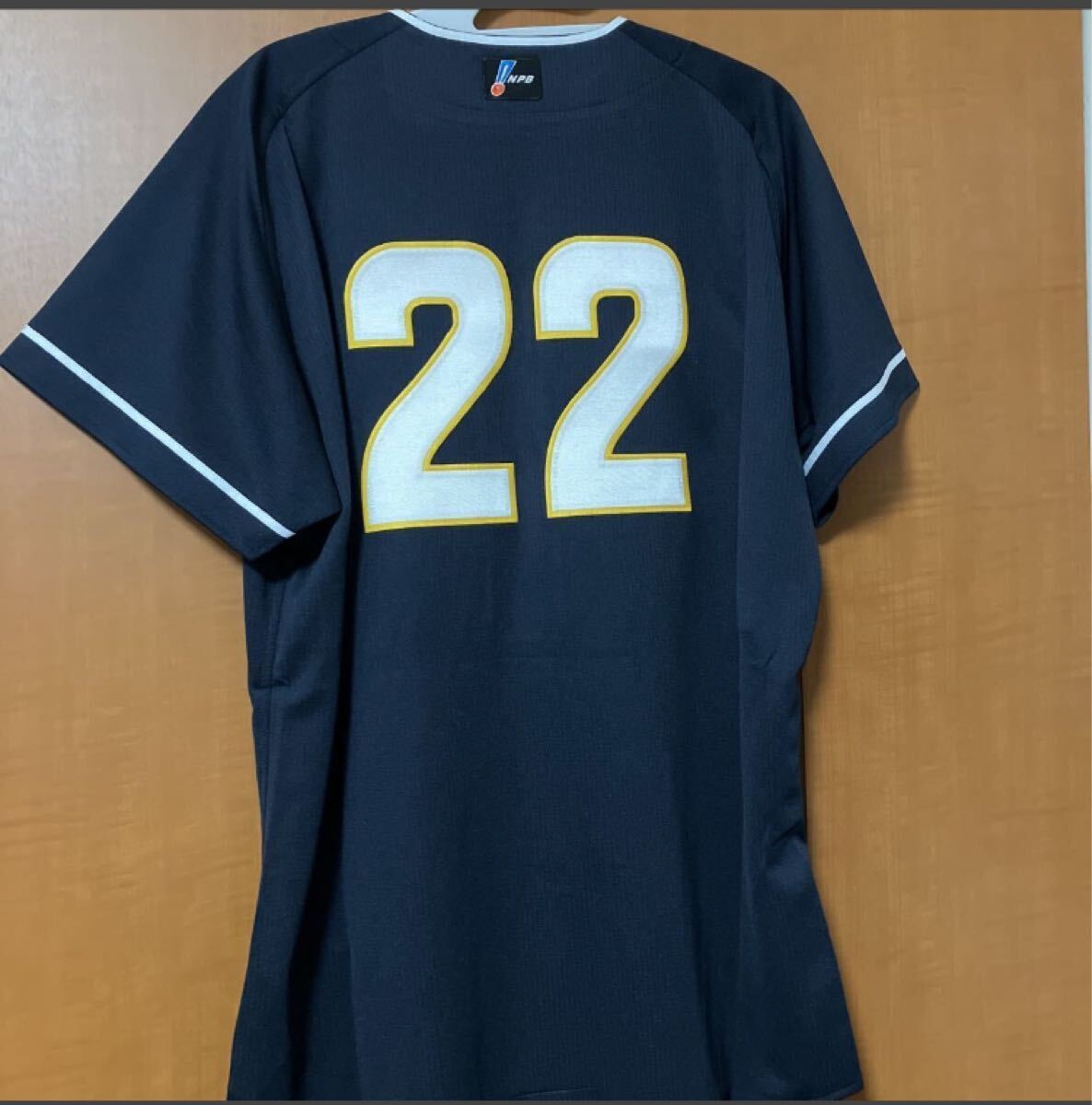 阪神タイガース 21 岩田稔選手 2007年 実使用 直筆サイン入り 阪神タイガース 21 岩田稔選手 2007年 実使用 直筆サイン入り