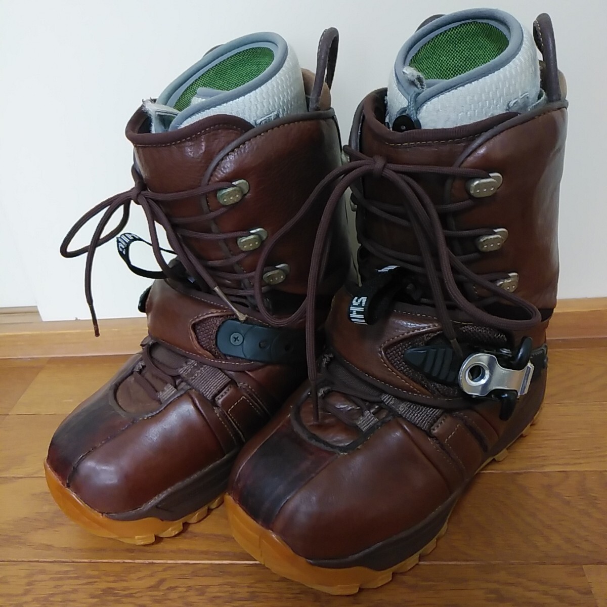 本革 SHIMANO TRIPPER AB ACCUBLADE シマノ ステップイン ブーツ レザー アキュブレード 25.4 　　/ yonex k2 flake premium 7.5