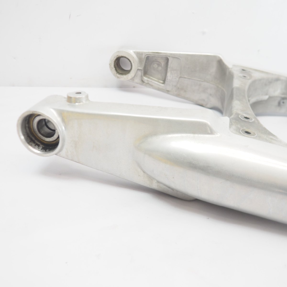 V-ROD 純正スイングアーム swingarm VROD 48372-01 リアアーム VRSCA Vロッド