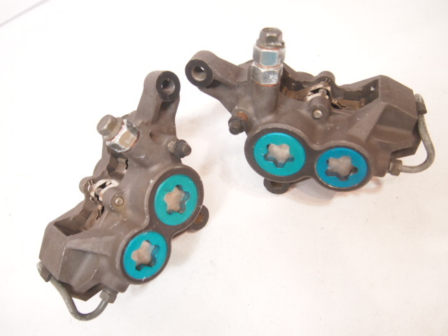 YZF1000R純正モノブロックMOSフロントブレーキキャリパー左右ピッチ100ｍｍ V-MAX1200 FJ1200 TDM850 FZR1000