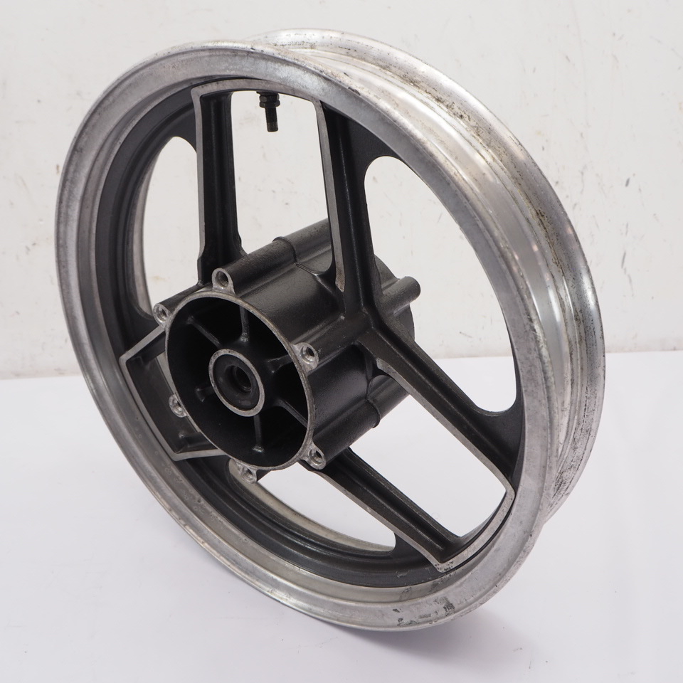 GPZ900Rニンジャ ZX900A -A6純正フロントホイール前ホイール16x2.50 F-1156 NINJA 84-89年
