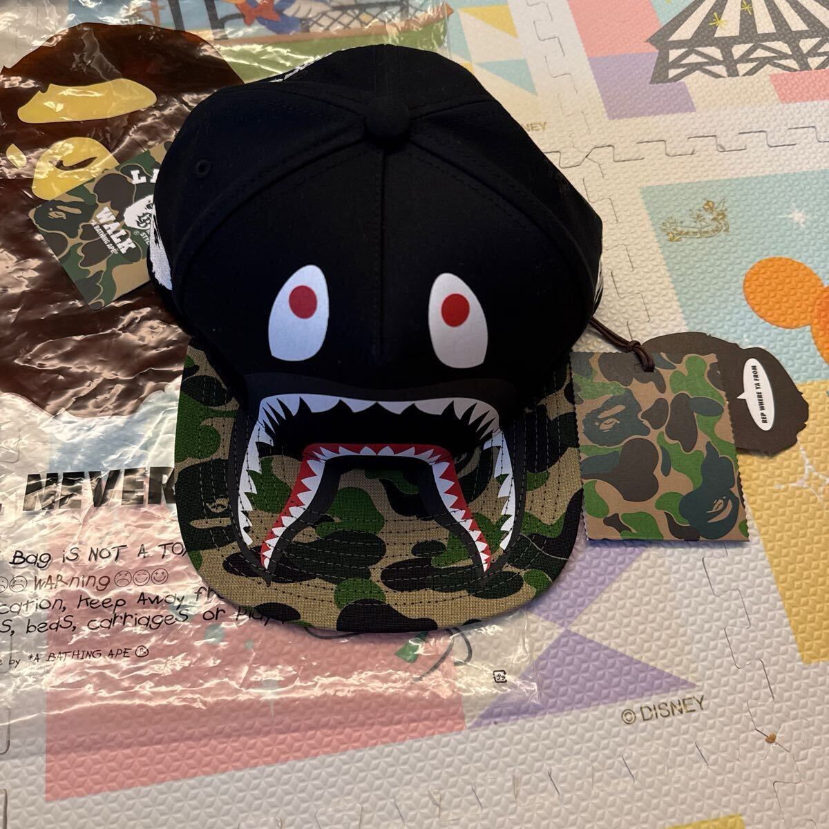 A BATHING APE シャークキャップ LIBERTY WALK CAP - 帽子 A BATHING APE シャークキャップ LIBERTY WALK CAP - 帽子