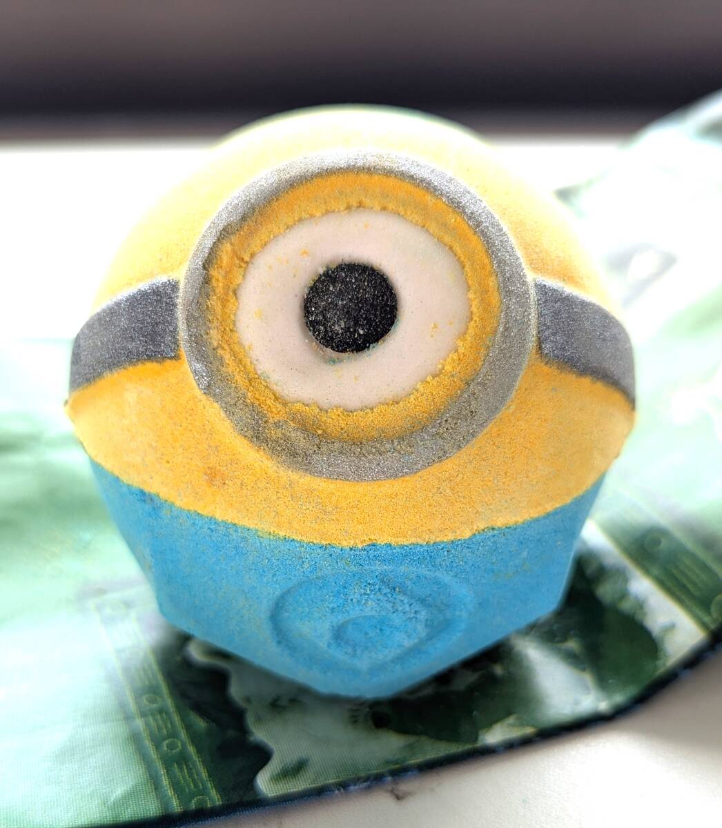■最終値下げ!送料無料!日本未発売!ラッシュ LUSH Minions ミニオン コラボ バスボム 2024年11月購入 入浴剤 おふろ ミニオン■