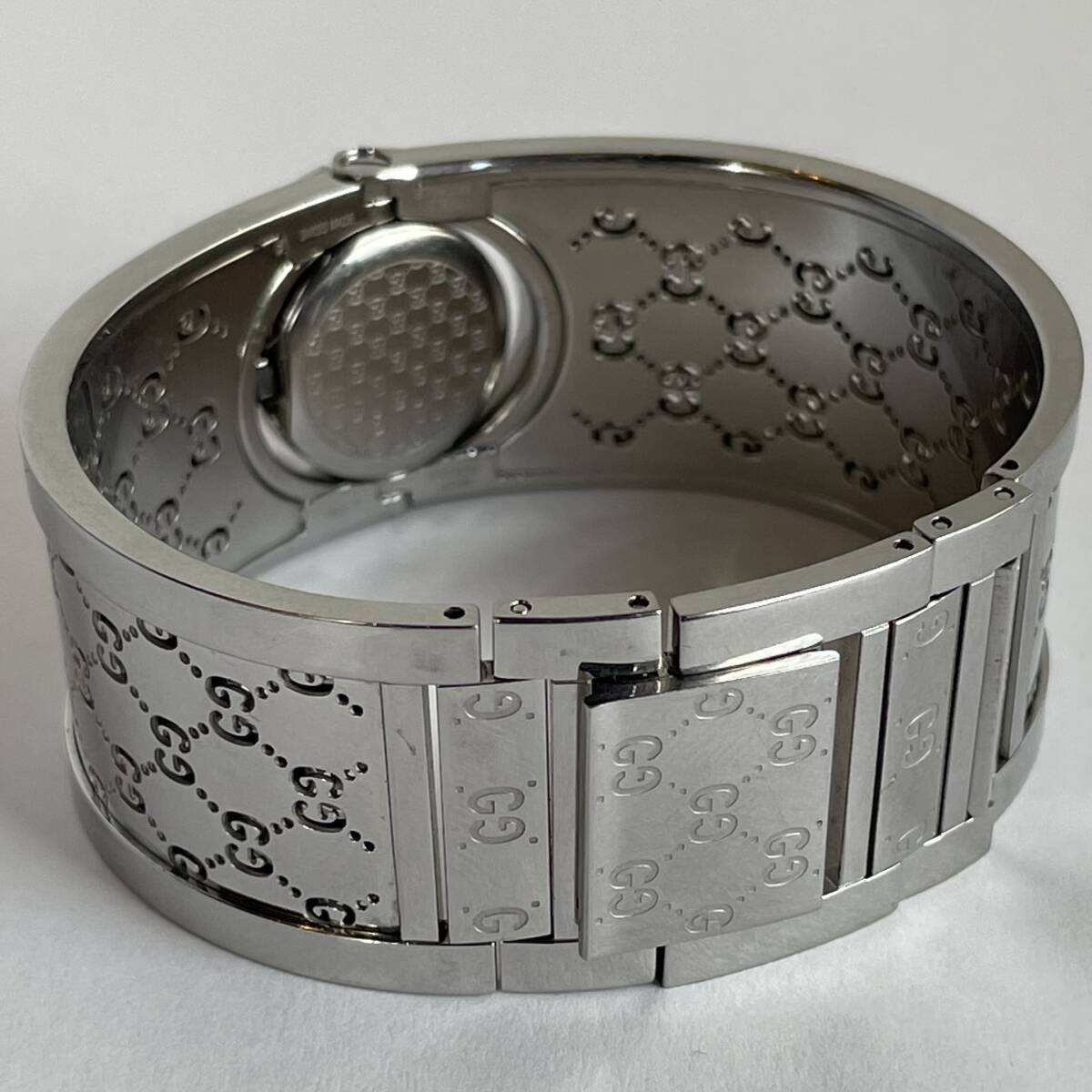 極美品 GUCCI グッチ トワール バングル ウォッチ GG柄 腕時計 極美品 GUCCI グッチ トワール バングル ウォッチ GG柄 腕時計